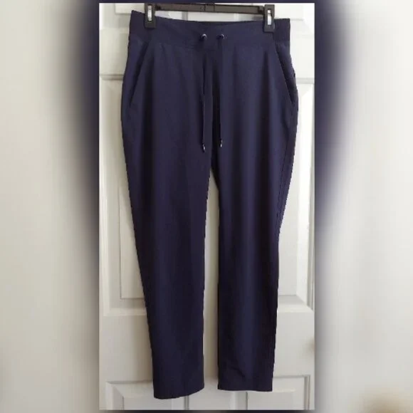 ATHLETA Midtown Ankle Pant Drawstring Joggers featherweight Navy Blue Size 4 - Picture 2 of 7